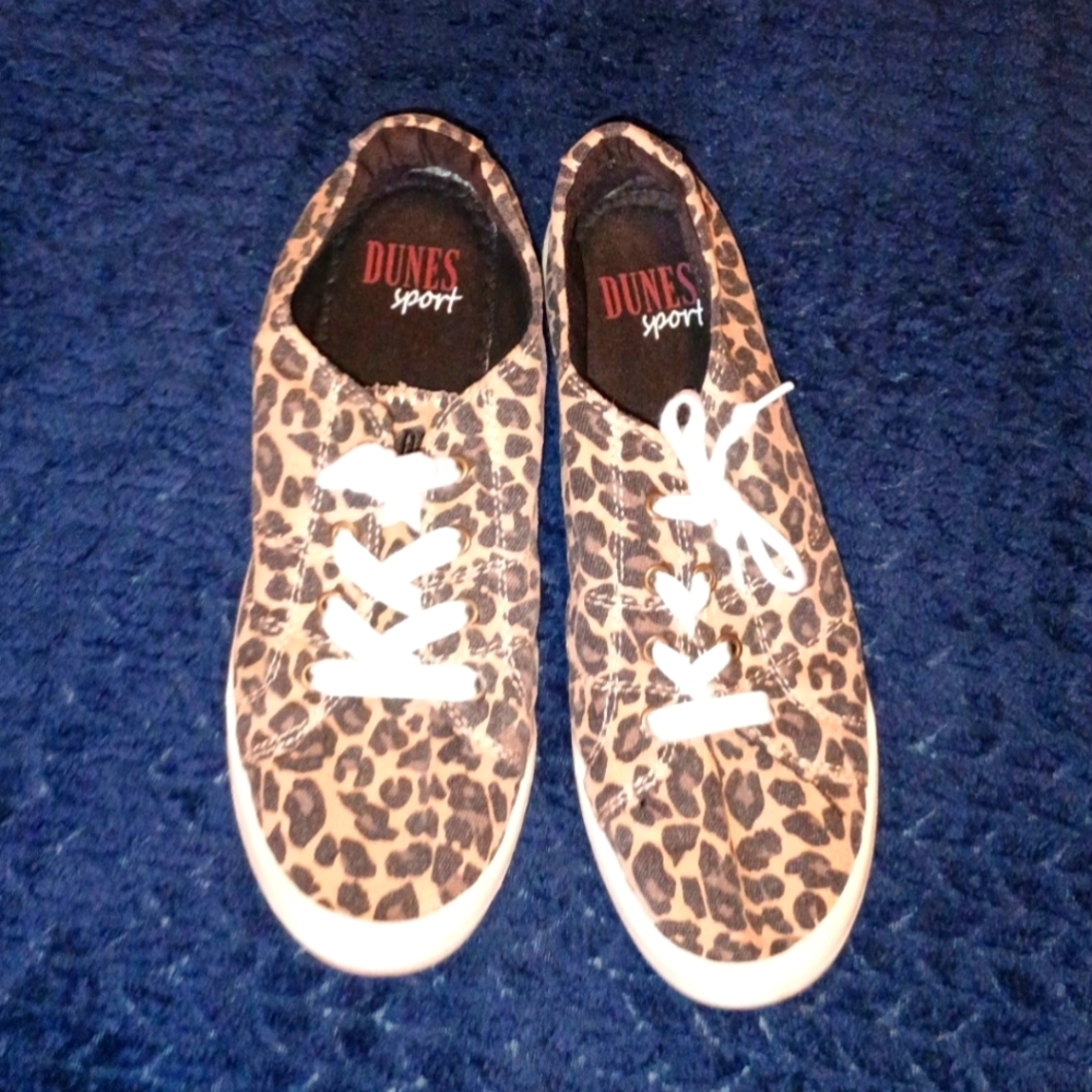 Dunes Sport Women's Size 11 Cheetah Print Fashion Sneakers